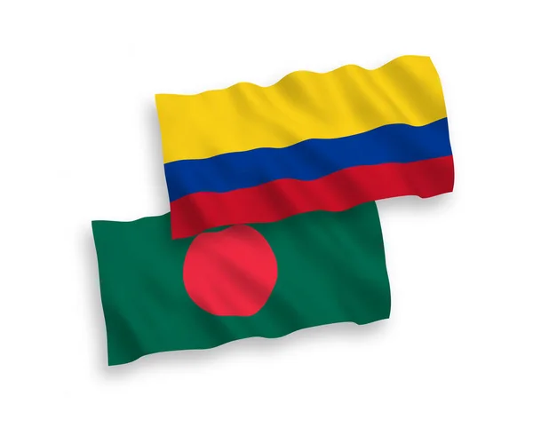 哥伦比亚和孟加拉国在白色背景下孤立的国家病媒织物波浪旗 1比2的比例 — 图库矢量图片