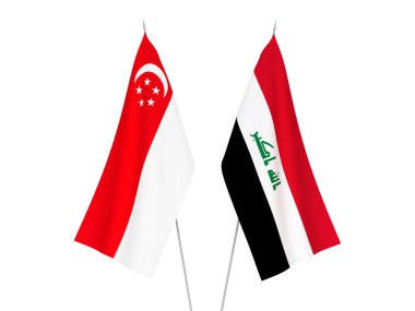 Irak ve Singapur 'un ulusal kumaş bayrakları beyaz arka planda izole edildi. 3d resimleme.