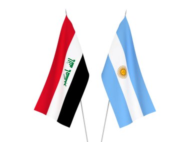 Beyaz arka planda Arjantin ve Irak 'ın ulusal kumaş bayrakları izole edildi. 3d resimleme.