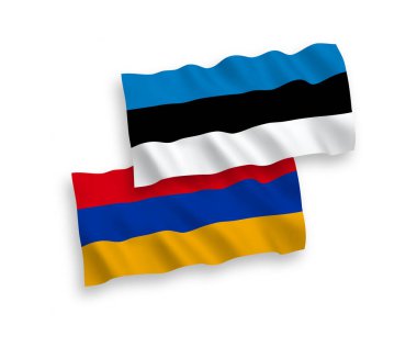Beyaz arka planda Estonya ve Ermenistan 'ın ulusal taşıyıcı kumaş bayrakları izole edildi. 1 'e 2 oranında.