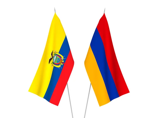 Εθνικές Σημαίες Υφάσματος Του Ισημερινού Και Της Αρμενίας Απομονωμένες Λευκό — Φωτογραφία Αρχείου