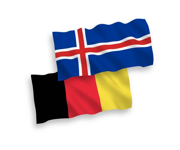 Vlajky Belgie a Islandu na bílém pozadí — Stockový vektor