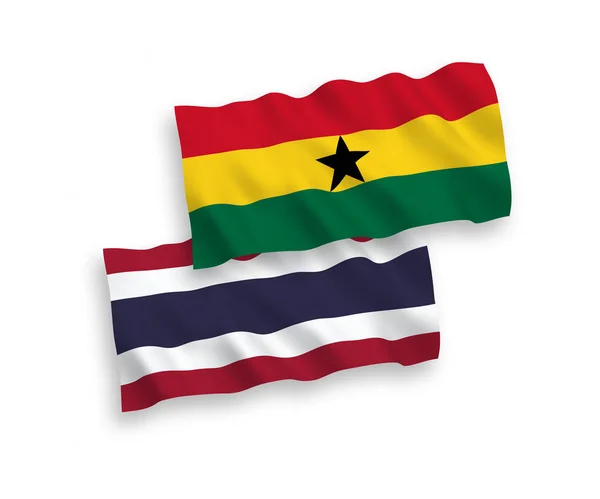 加纳和泰国的国家病媒织物波浪旗在白色背景下分离 1比2的比例 — 图库矢量图片