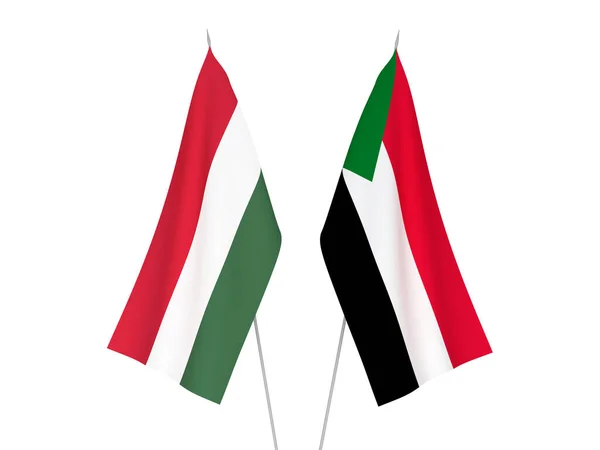 Banderas Nacionales Sudán Hungría Aisladas Sobre Fondo Blanco Ilustración Representación —  Fotos de Stock