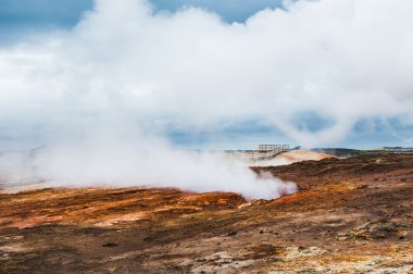 İzlanda'daki Gunnuhver jeotermal alanı