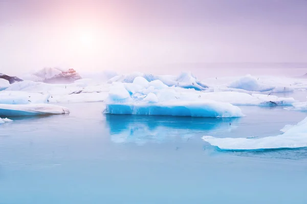 Lagoa glacial de Jokulsarlon, Islândia. — Fotografia de Stock