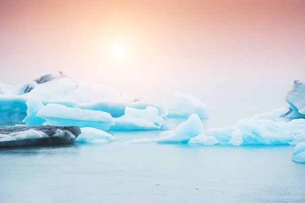 Jokulsarlon ledovcová laguna, Jižní Island — Stock fotografie