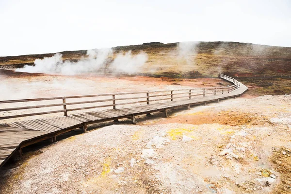 Seltun geothermisch gebied in IJsland — Stockfoto