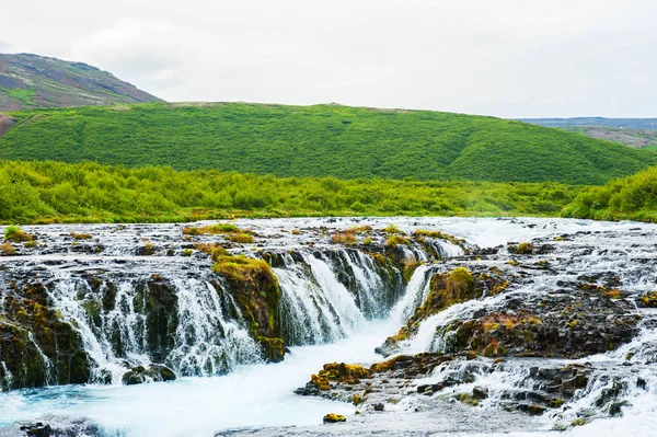 Cascada de Bruarfoss en Islandia . — Foto de Stock