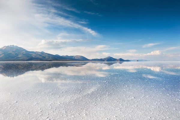 Αλάτι επίπεδη Σαλάρ Ντε Ουγιούνι, Βολιβία — Φωτογραφία Αρχείου
