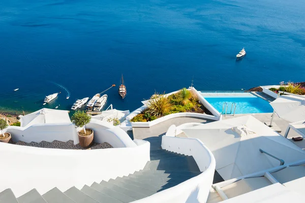 Vackra kusten Santorini island, Grekland. — Stockfoto