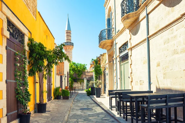 Beautiful old street in Limassol, Cyprus. — Stock Photo, Image