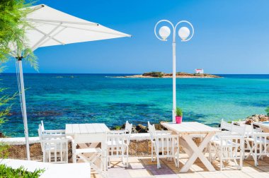 Crete, Yunanistan için sahilde güzel Cafe.