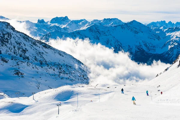 Station de ski en hiver Alpes. Val Thorens, 3 Vallées, France . — Photo