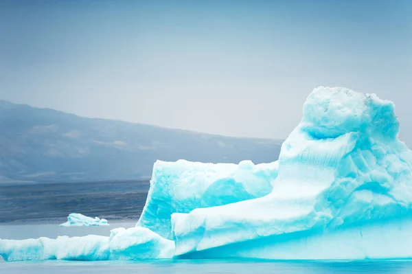 Grande Iceberg Azul Oceano Atlântico Perto Costa Ilha Disco Oeste — Fotografia de Stock