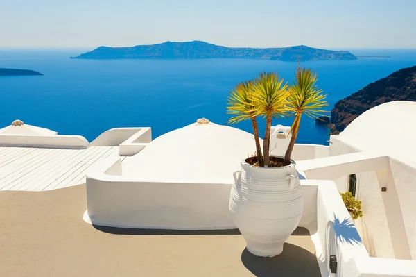 Arquitectura Blanca Isla Santorini Grecia Hermosa Terraza Con Vista Mar —  Fotos de Stock