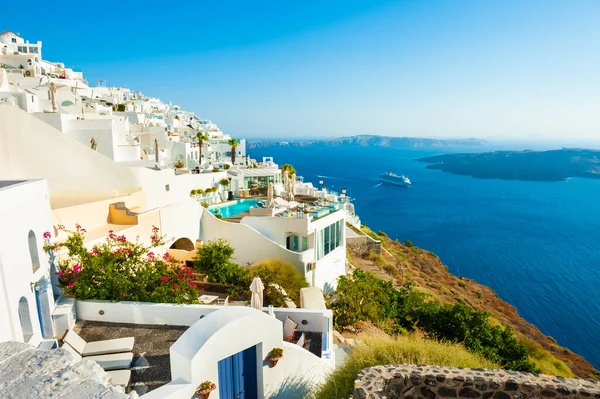 Bílá Architektura Ostrově Santorini Řecko Letní Krajina Výhled Moře Slavný — Stock fotografie