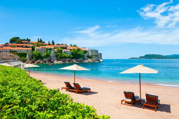 Sveti Stefan Isla Con Hermosa Playa Cerca Budva Montenegro Resort — Foto de Stock