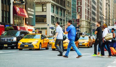 New York 'ta sarı taksiler