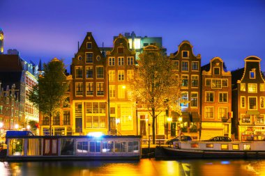 Amsterdam Amstel Nehri Şehir Manzaralı
