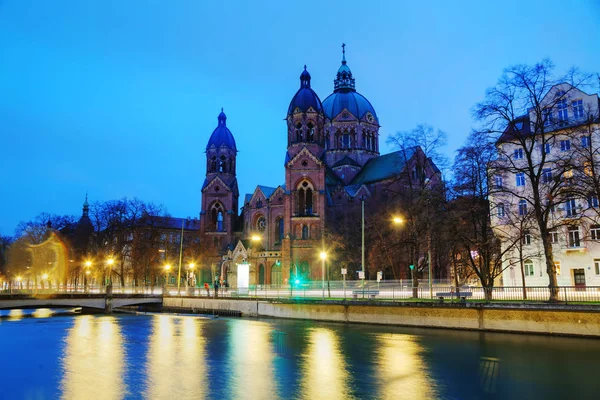 Kościół Świętego Luke (Lukaskirche) w Monachium — Zdjęcie stockowe