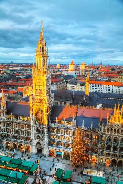 Luchtfoto van Marienplatz in München — Stockfoto