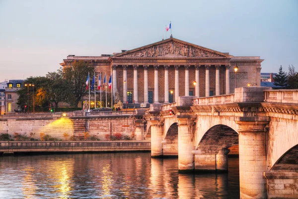 Национальная ассамблея (Национальная ассамблея) в Париже — стоковое фото