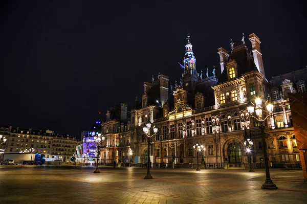Rathausgebäude (hotel de ville) in Paris — Stockfoto