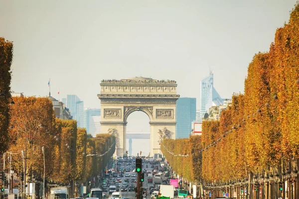 Arco del Triunfo de l 'Etoile en París —  Fotos de Stock