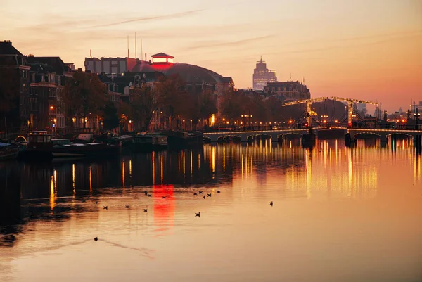 Omówienie panoramę miasta Amsterdam — Zdjęcie stockowe