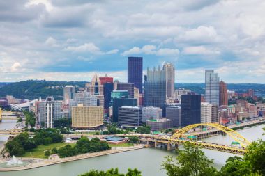 Pittsburgh cityscape Ohio Nehri ile