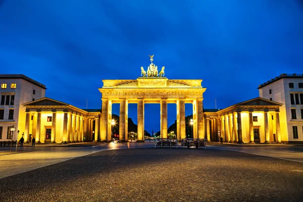 Portão de brandemburgo em Berlin, Alemania — Fotografia de Stock