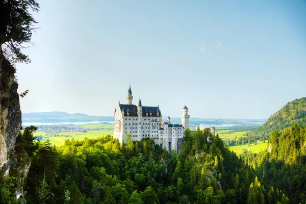 Castelo Neuschwanstein Baviera Dia Ensolarado — Fotografia de Stock