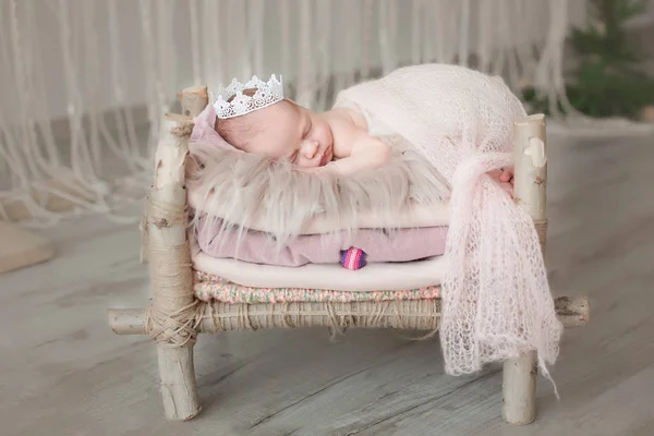 Bebé recién nacido dormido —  Fotos de Stock