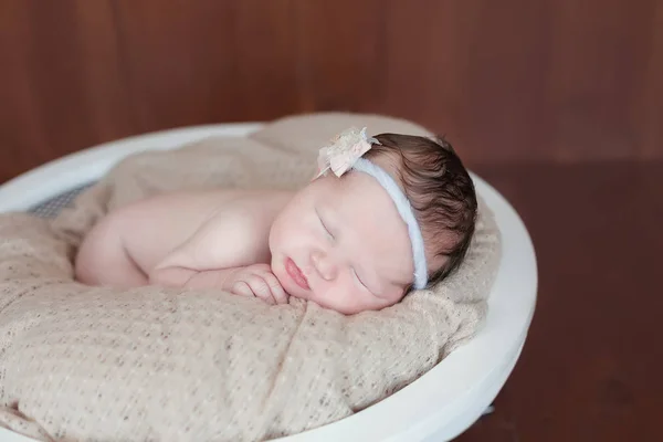 Спляча новонародженої дитини — стокове фото