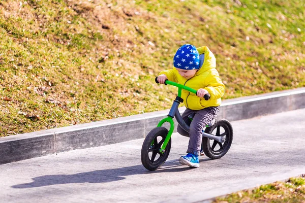 Happy Little Boy Riding Run Bike Park Outdoor — Stock Photo, Image