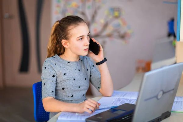 Beautiful Young School Girl Working Home Her Room Laptop Class — Stock Photo, Image