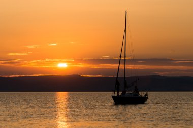 Balaton adlı güzel gün batımı