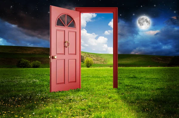 Abstrakta öppna dörren — Stockfoto