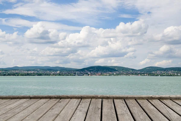 Vista pitoresca do lago Balaton — Fotografia de Stock