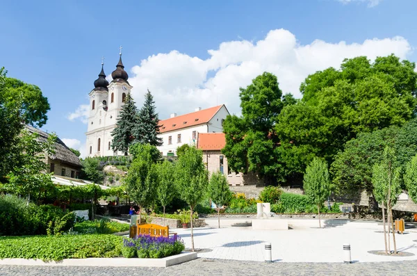 A Tihanyi bencés apátság — Stock Fotó