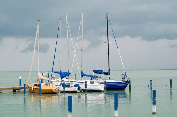 Modern Sailing ships — Stock Photo, Image