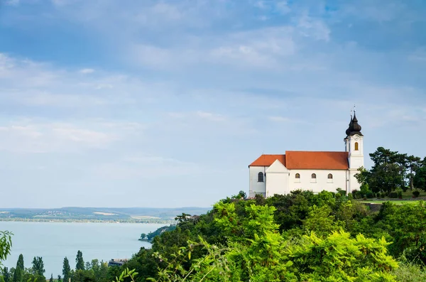 A Tihanyi bencés apátság — Stock Fotó