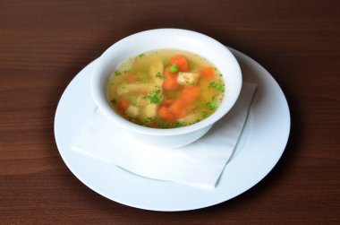 Otlar beyaz kase tavuk çorbası