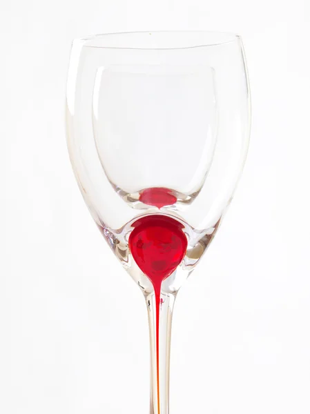 흰 바탕에 분리되어 있는 포도주 잔 — 스톡 사진