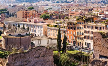 Roma şehri panoramik manzarası. Roma 'nın güzel manzarası, Roma Çatısı manzarası, İtalya