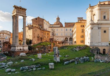Roma 'nın antik kısmı, Marcellus Tiyatrosu. İtalya