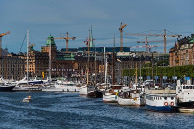 İsveç 'in Stockholm kentindeki Old Town (Gamla Stan) panoramik manzarası.