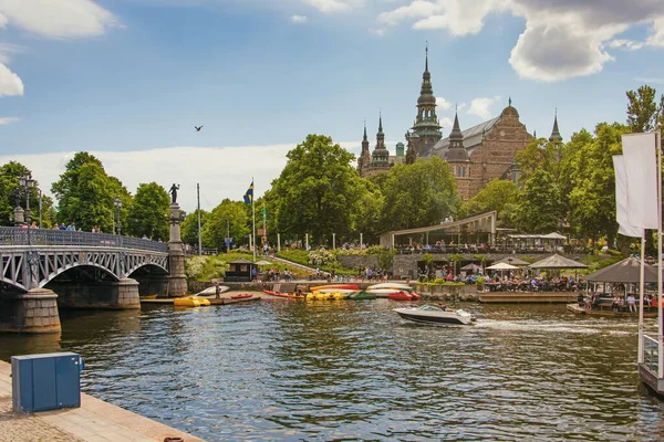 瑞典斯德哥尔摩旧城码头建筑景观夏景 — 图库照片
