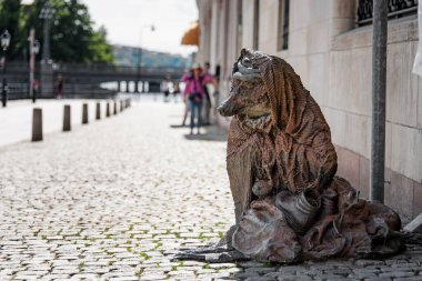 Stockholm, ünlü zavallı tilki anıtı. İsveç